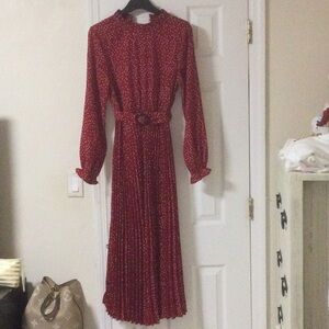 Red Long Sleeve Pleated Maxi Dress - Unbranded